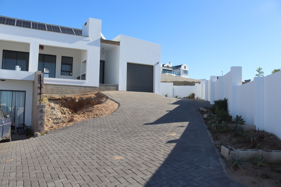 3 Bedroom Property for Sale in Da Gama Bay Western Cape